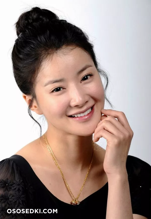 Lee Si Young (актриса) - 6