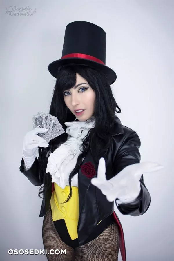Danielle Vedovelli. Zatanna. DC Comics - 11